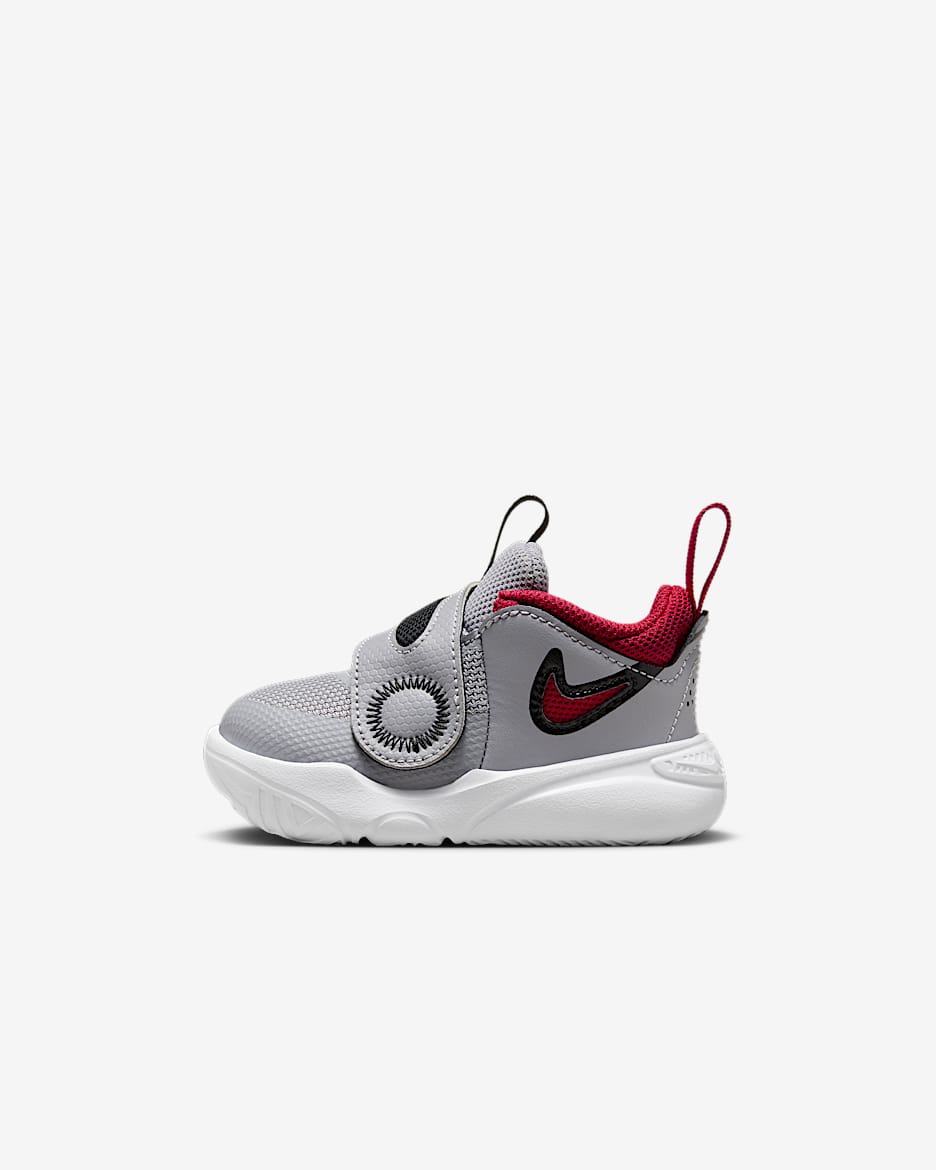 Nike kids team hustle d8 on sale